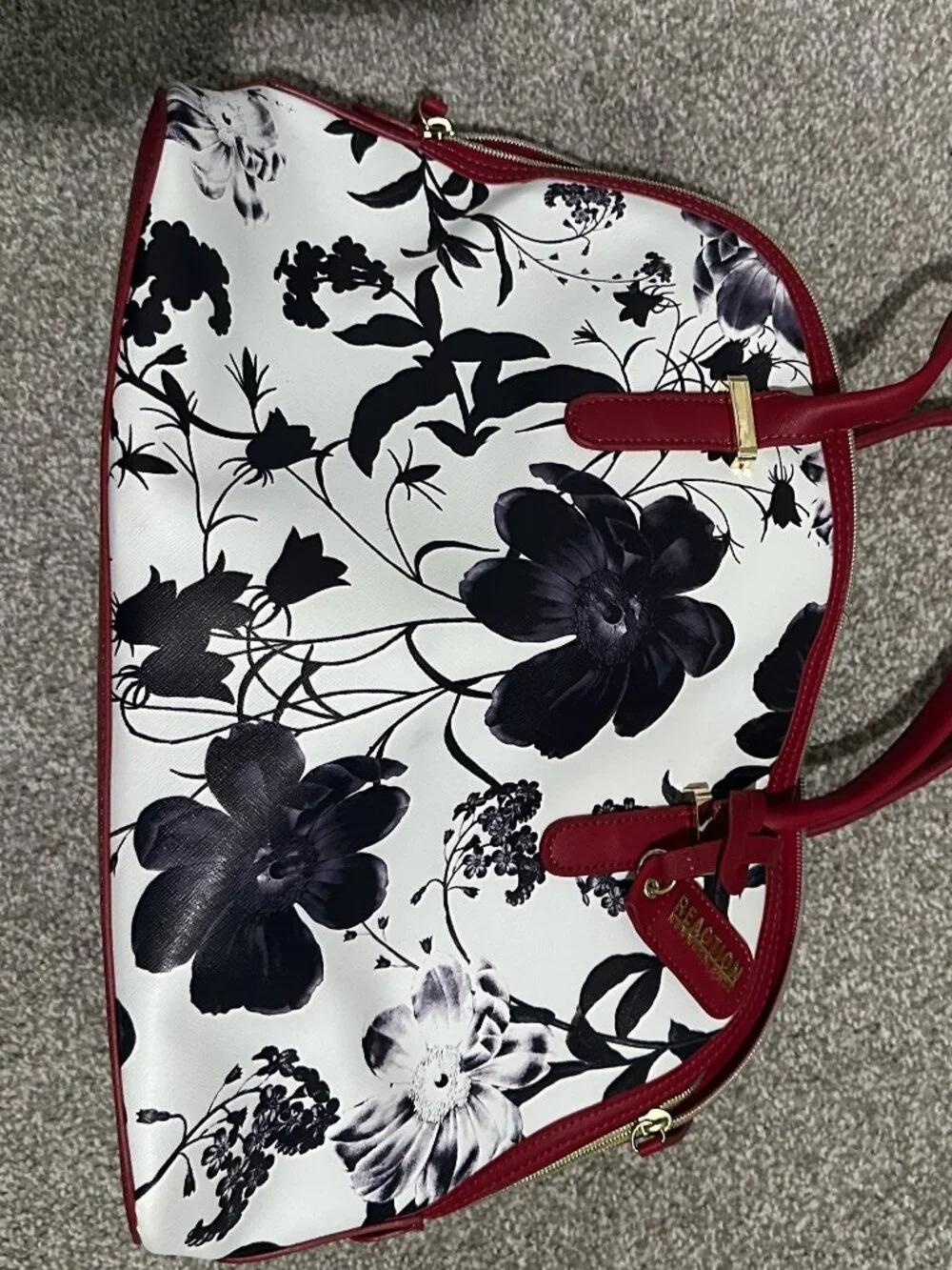 Kenneth Cole Reaction tote